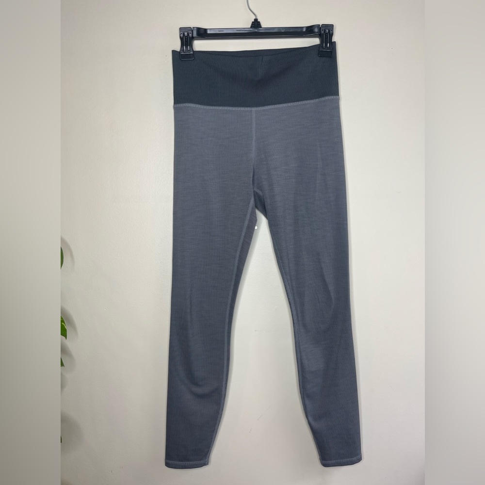 Vuori Two-Tone Grey High-Waist Leggings